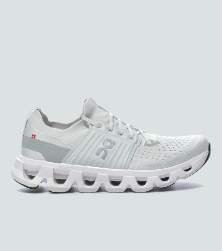Tenis On Running Cloudswift 4BL