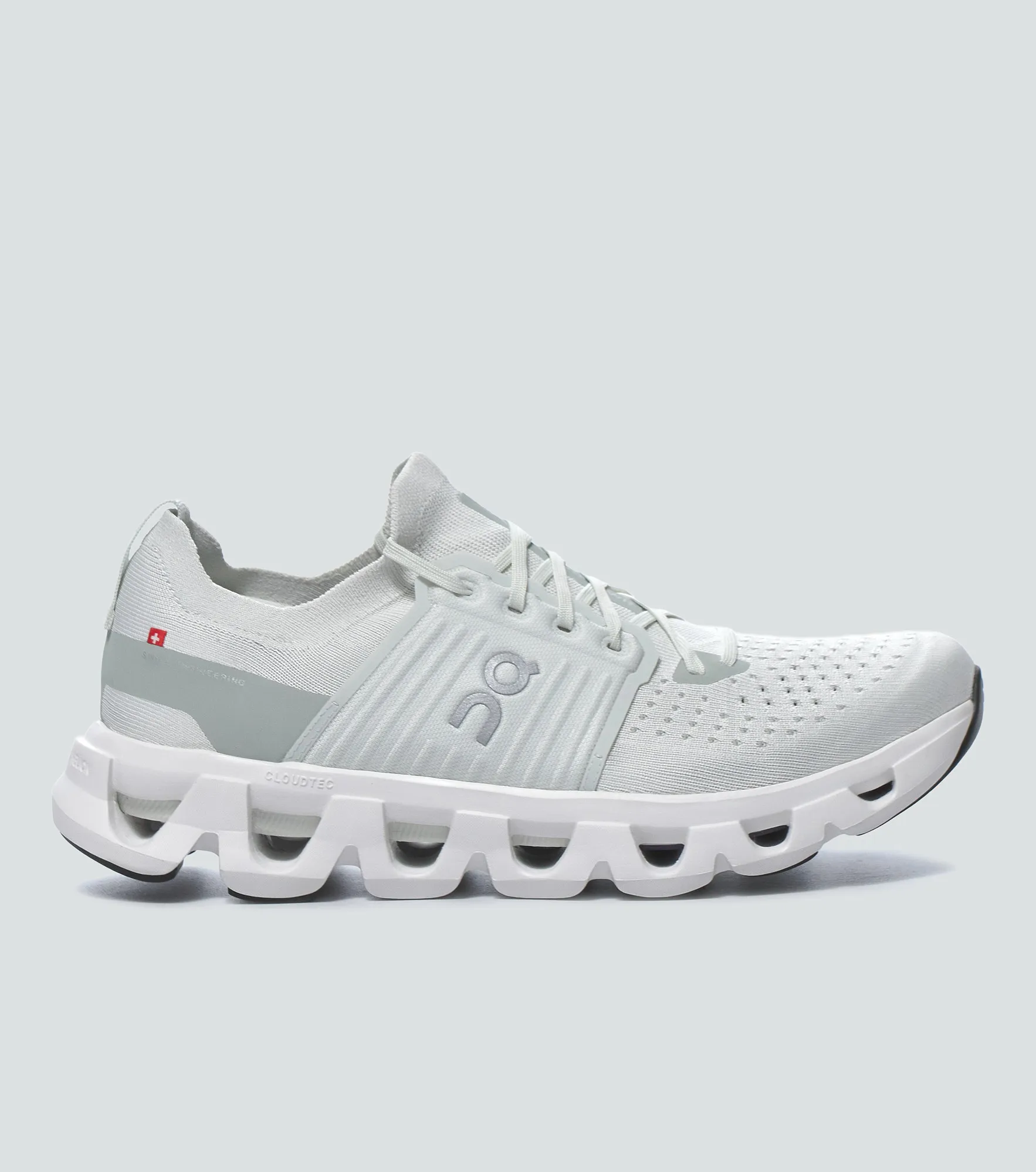 Tenis On Running Cloudswift 4 133871 BL