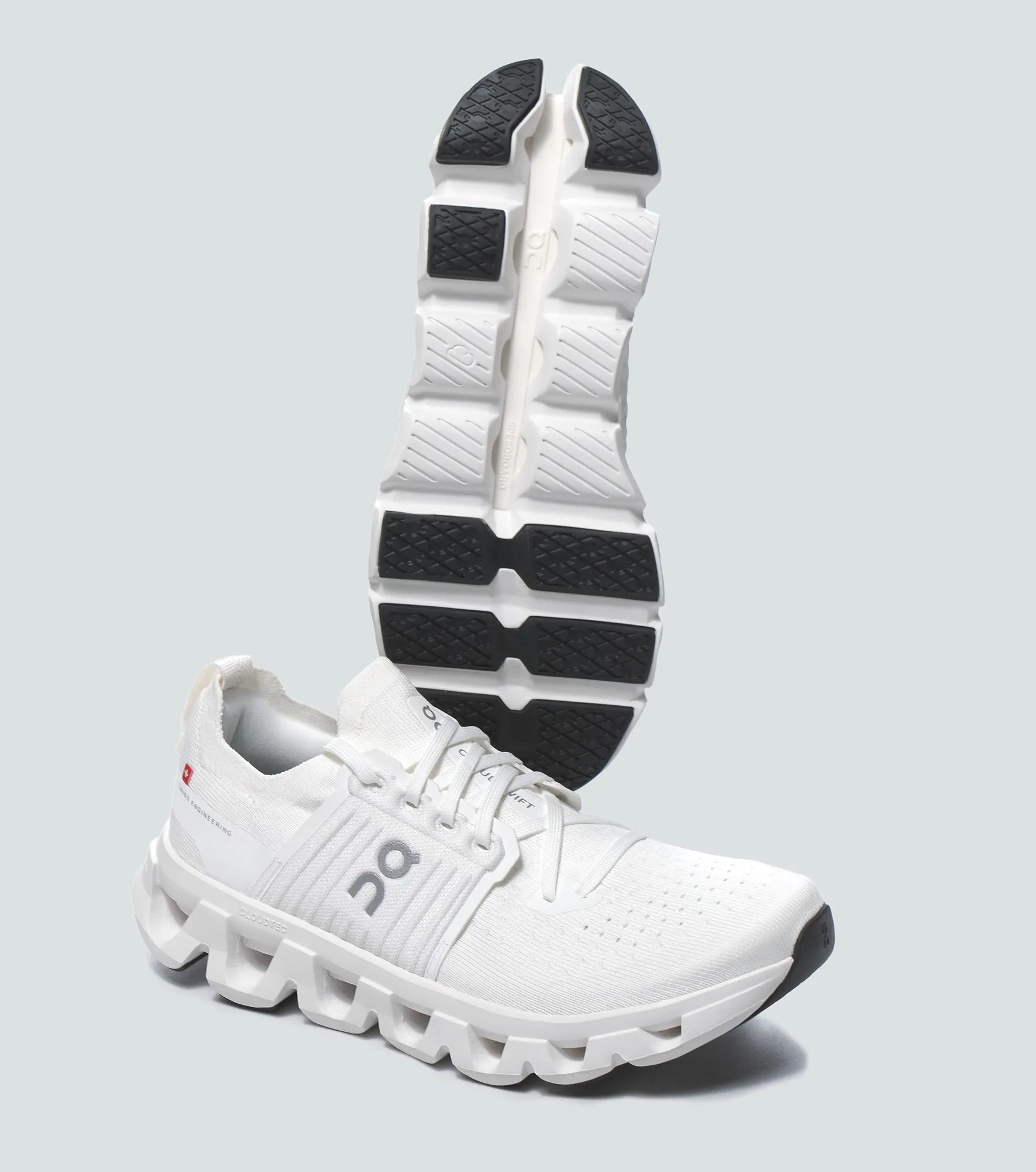 Tenis On Running Cloudswift 4 133879 BL