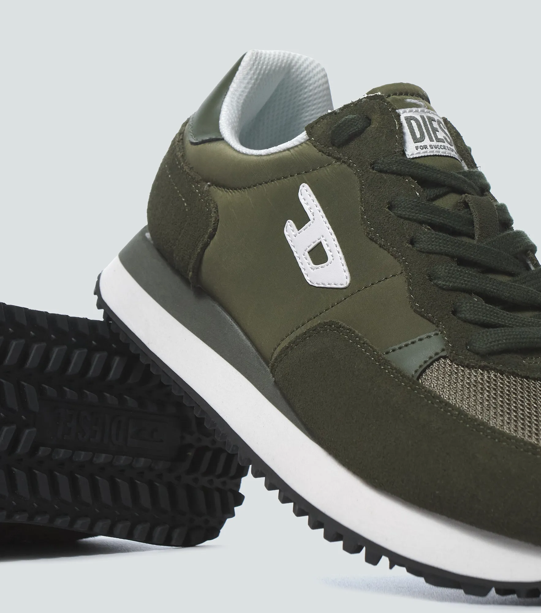 Tenis Diesel S D Light 133894 VO