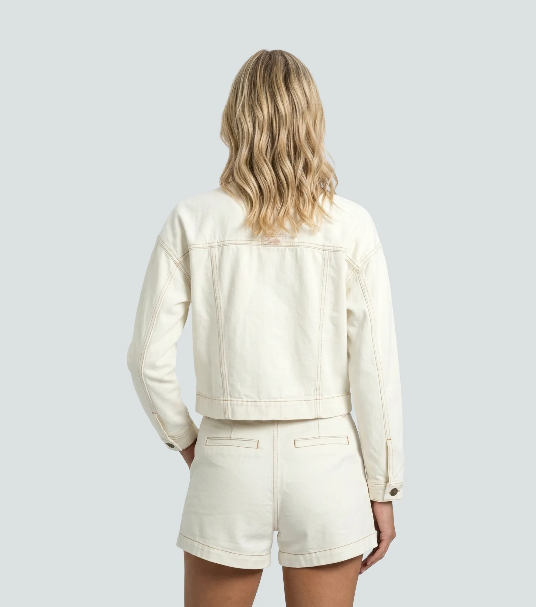 Clara Chaqueta Unicolor Con Detalle En Delantero Unser 837129 CR