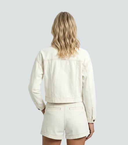 Clara Chaqueta Unicolor Con Detalle En Delantero UnserCR