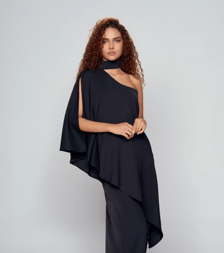 Madelaide Blusa Asimetrica Con Detalle En Cuello Unicolor DerekNG