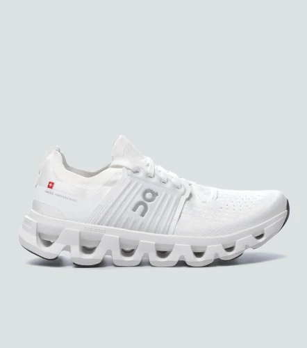 Tenis On Running Cloudswift 4BL