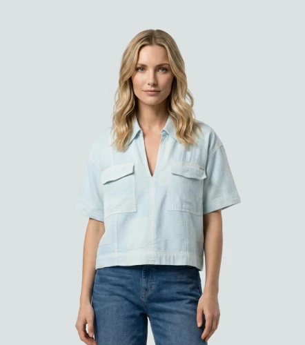 Darlyn Blusa Camisera Oversize Con Escote En Delantero Y Cortes UnserAC