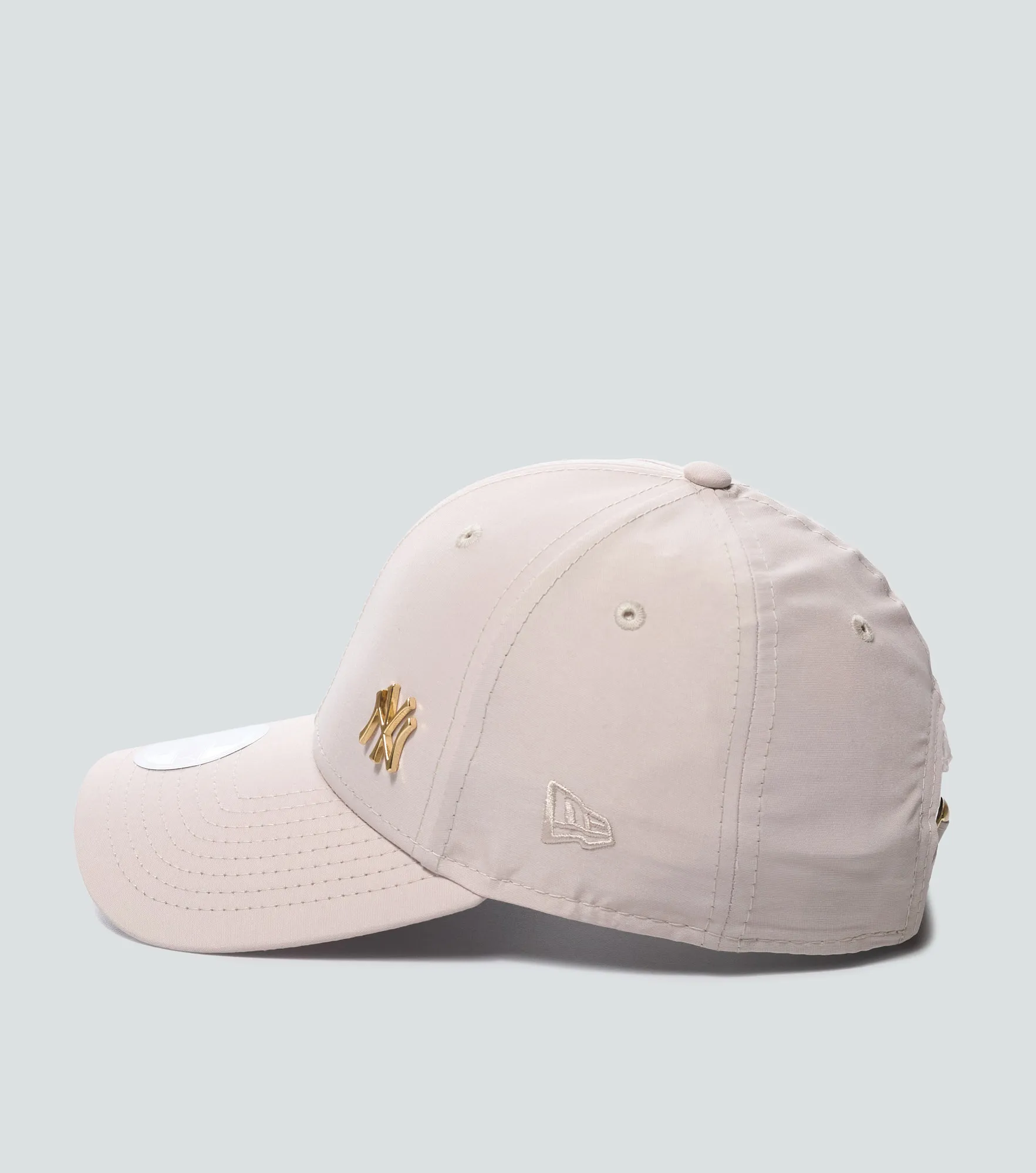 Gorra New Era Wmns Flawless 9forty Neyyan 133971 BG