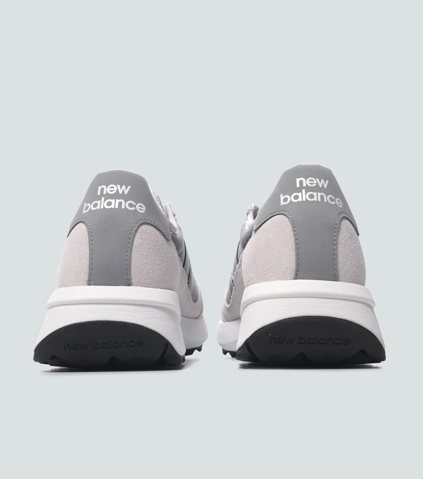 Tenis New Balance Championes 370 134084 GR