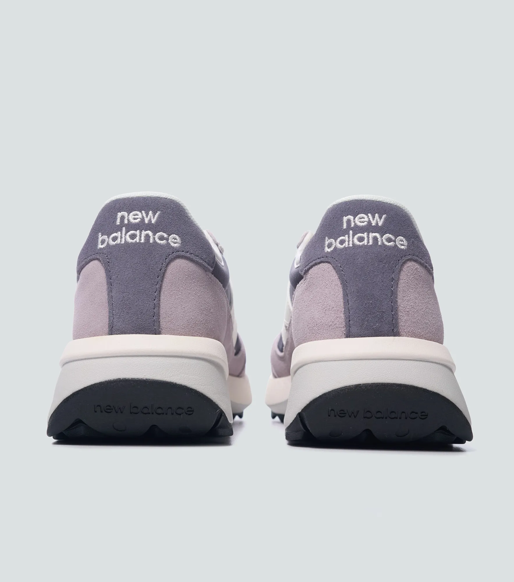 Tenis New Balance Championes 370 134085 GR