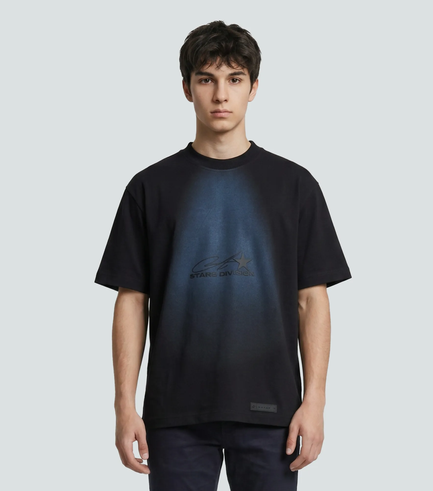 Red Carpet Aurum 79 T ShirtNG
