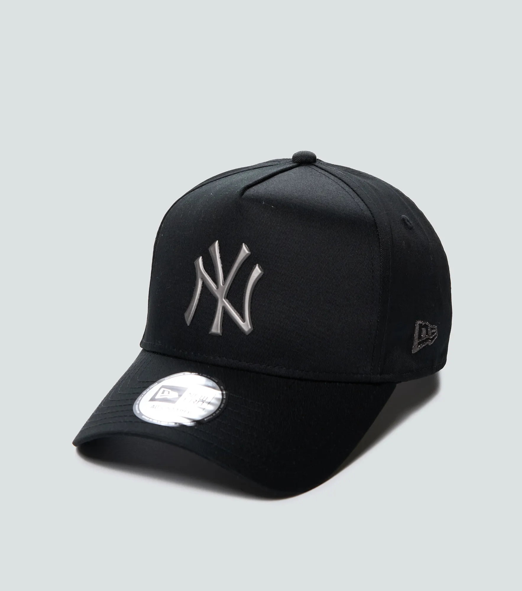 Gorra New Era 940ef Metallic Neyyan 134231 NG