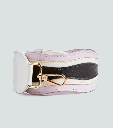 Karen Tira Auxiliar Combinada Con Forma CloverNG