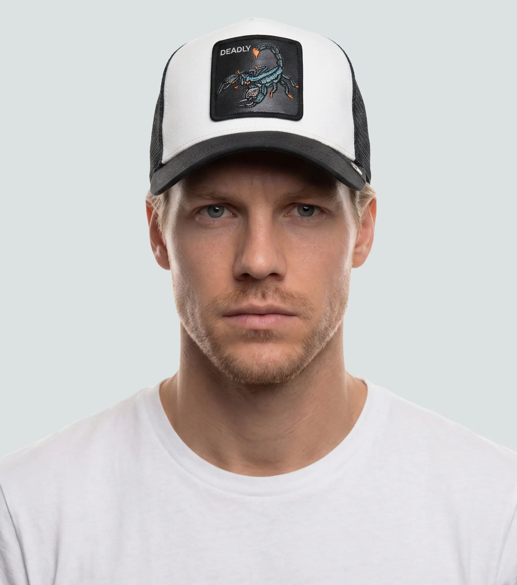 Gorra Goorin Bros Dadly Scorpion Trucker 134445 BL