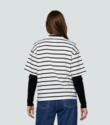 Amy T Shirt Oversize Con Bordado TyperBH