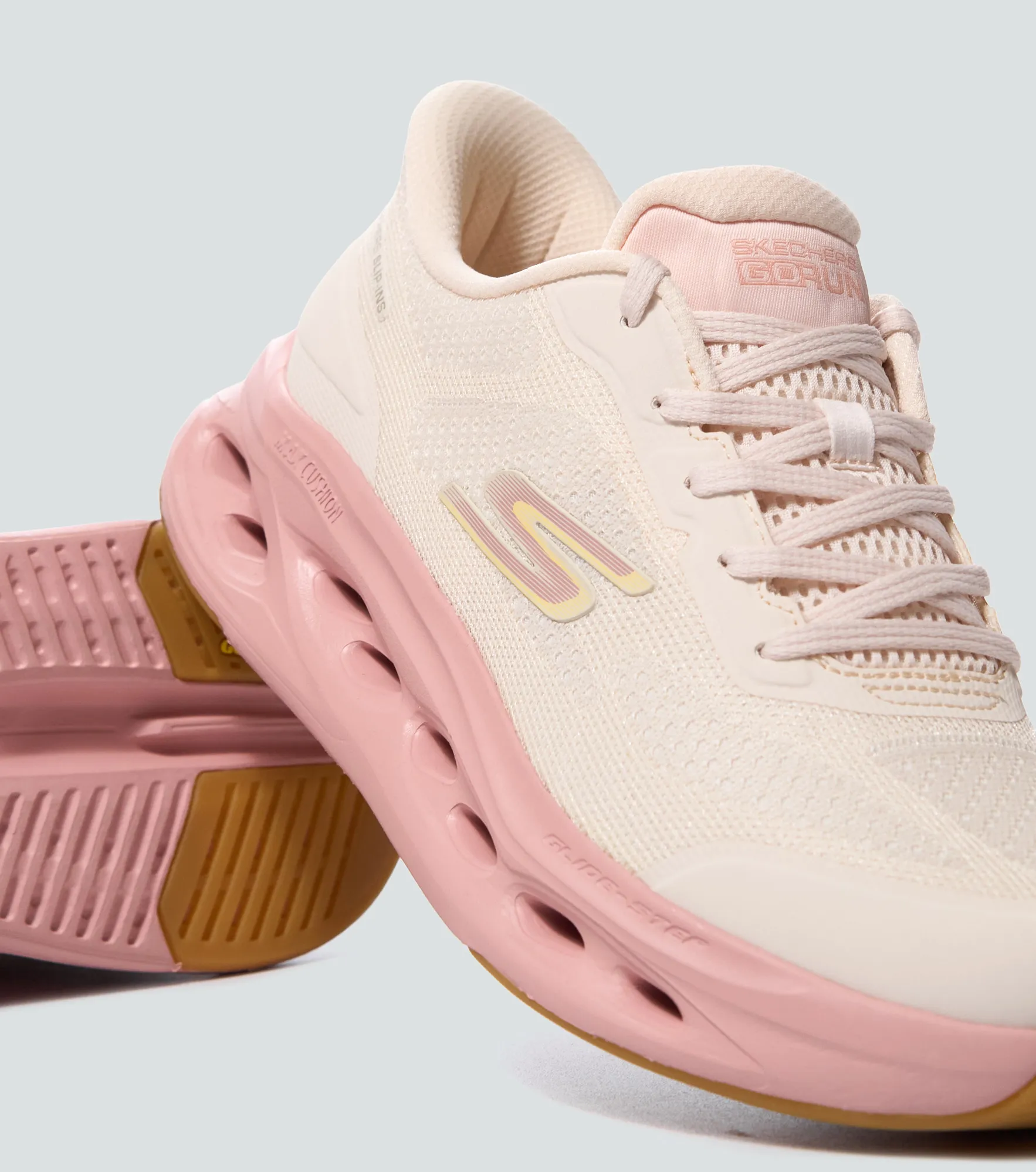 Tenis Skechers Max Cushioning Glide Step H 134253 CR