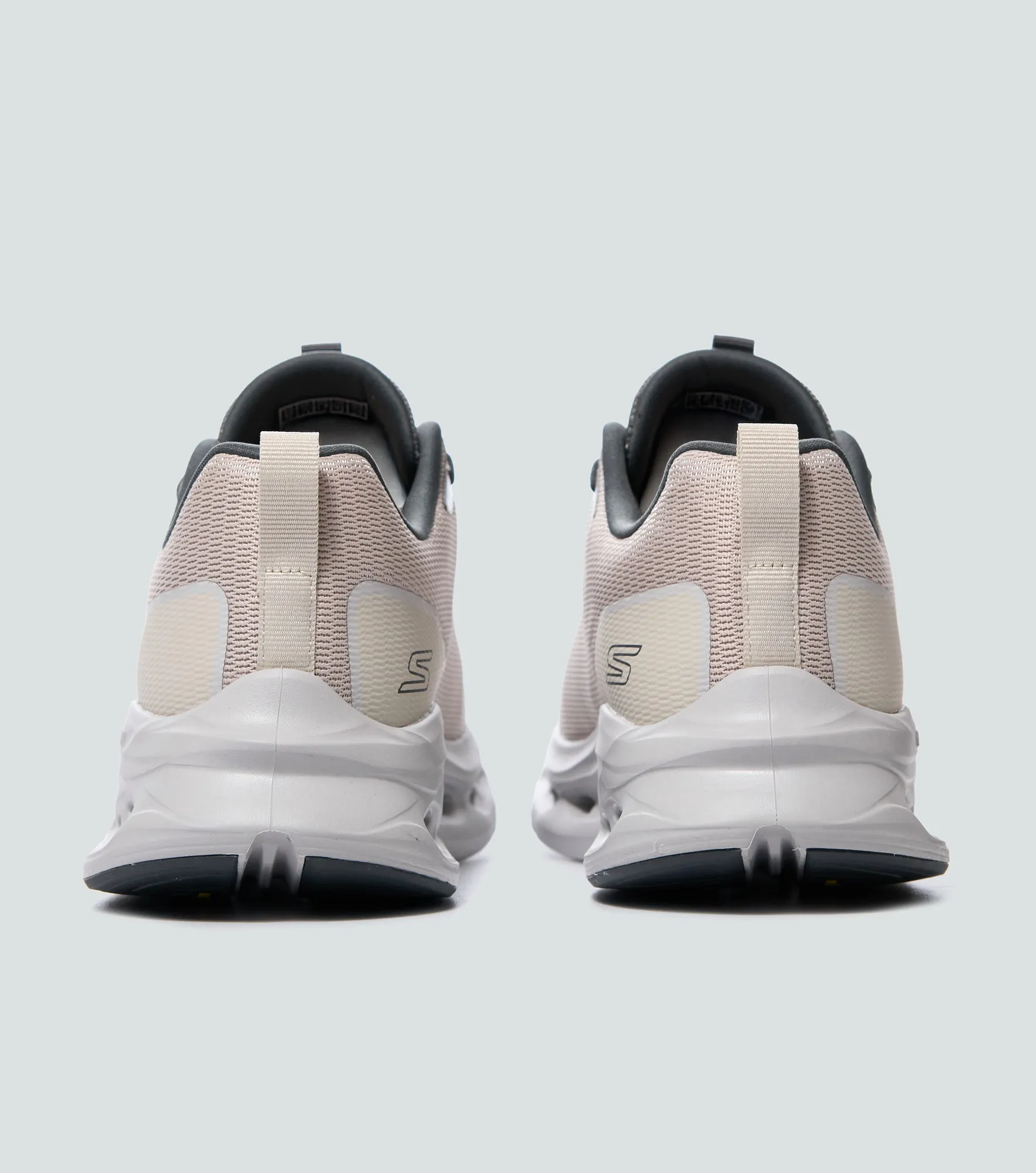 Tenis Skechers Max Cushioning Glide Step 134255 CR