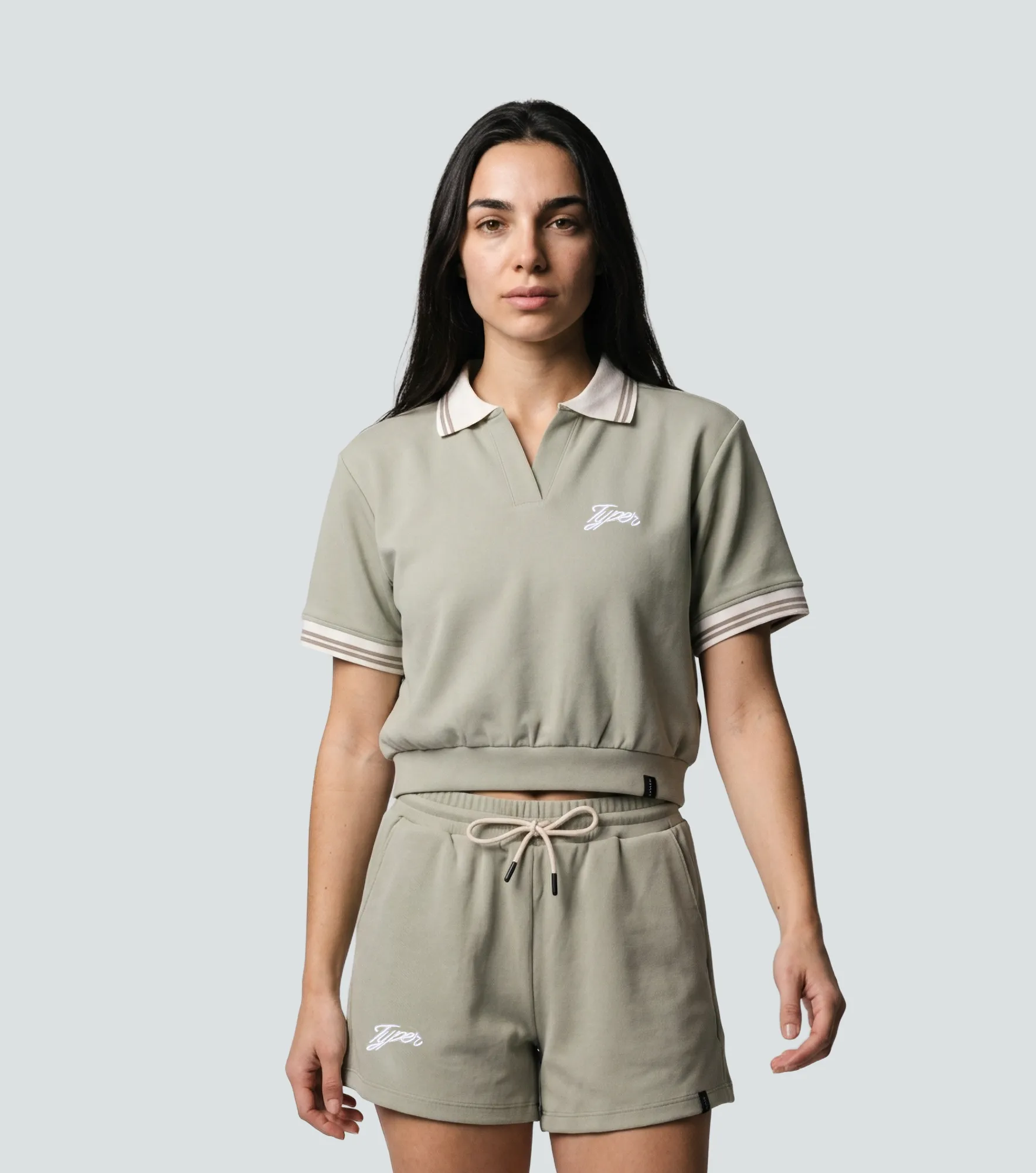 Selina Blusa Unicolor Tipo Polo Silueta Crop Top TyperVC