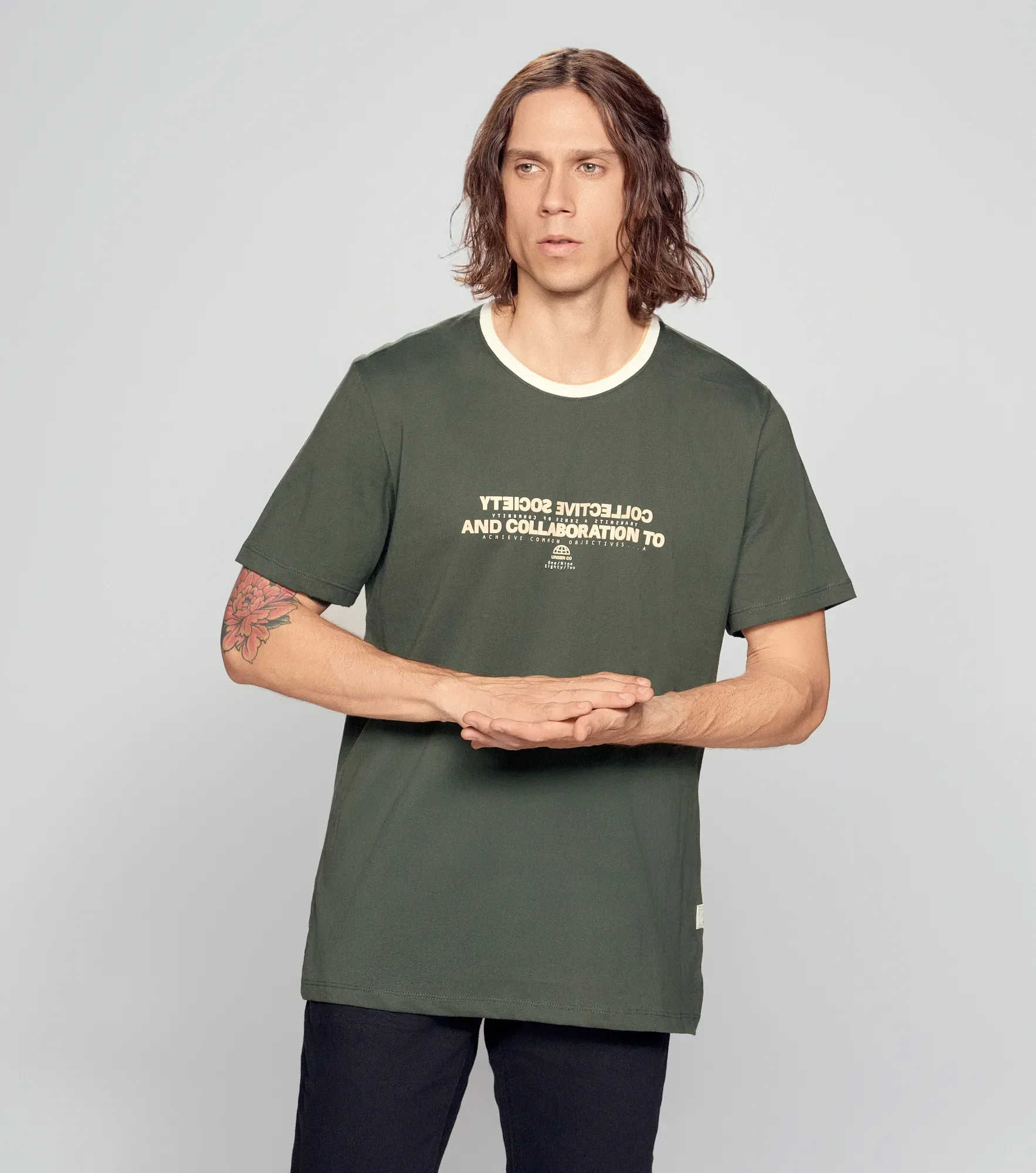 Comfort Saul T Shirt Con Cuello En Combinacion Y Estampada UnserVD