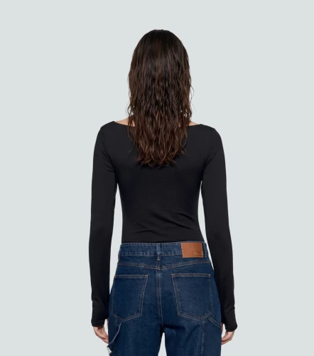 Eliana Body Slim Fit Manga Larga Cuello Ojal TyperNG