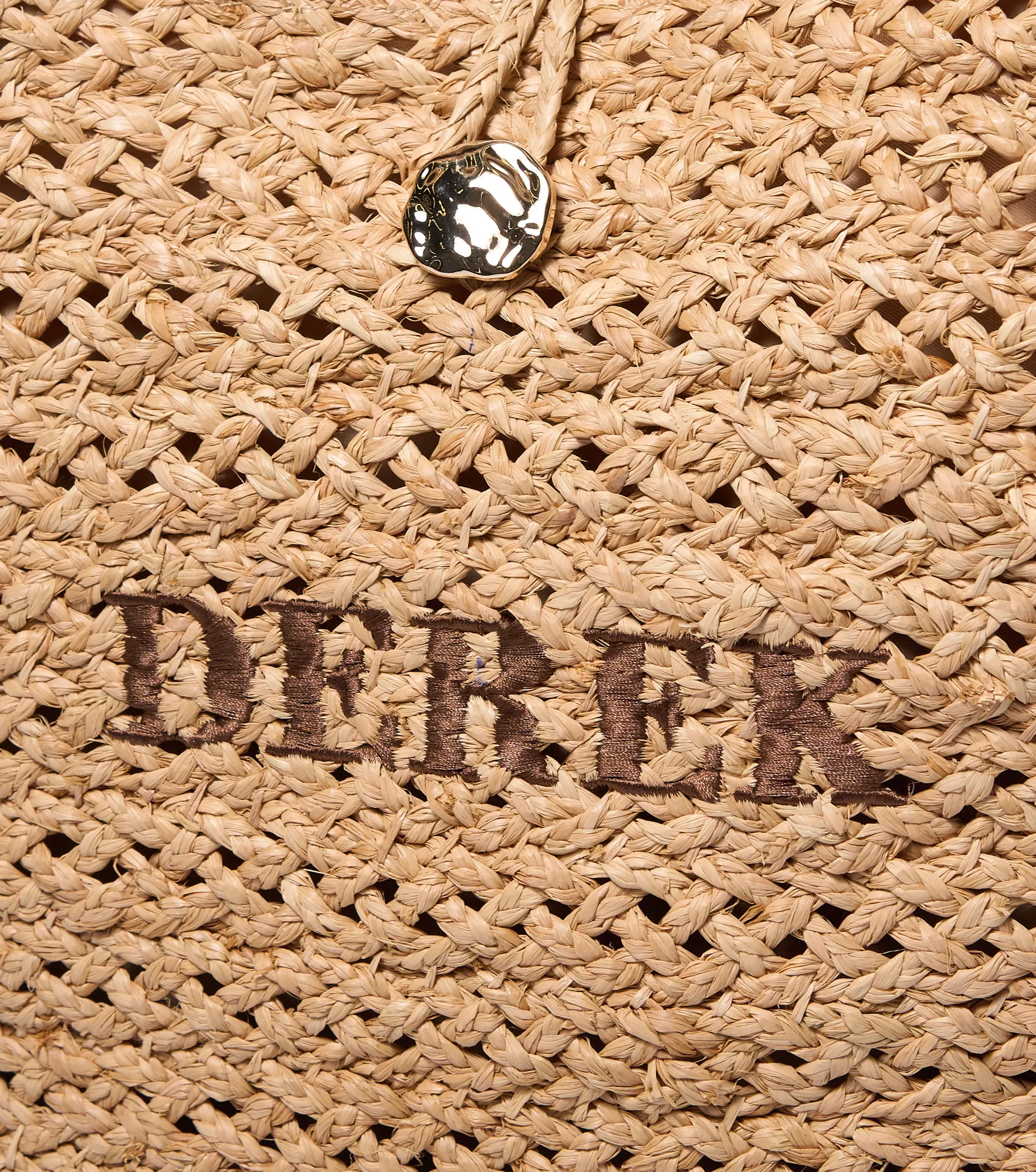 Bolso De Rafia Natural Trenzada Con Broche Cierre Unicolor Derek 838275 AR