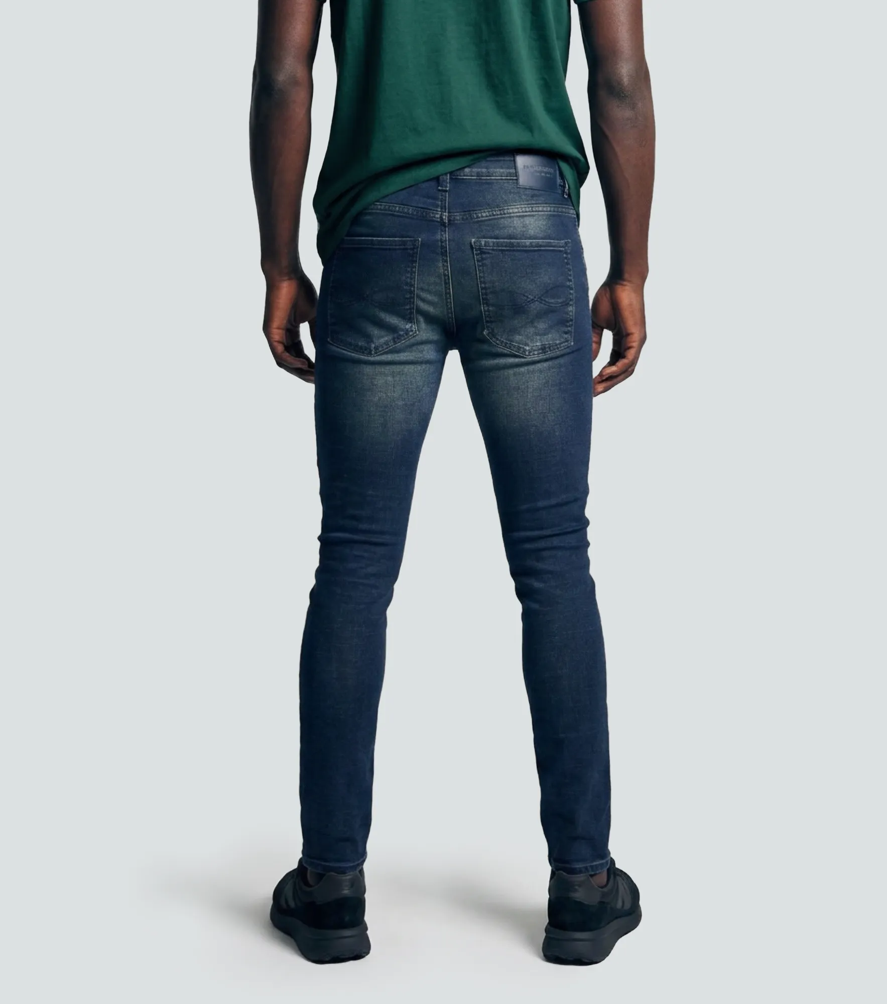 Jean Americanino Skinny Tono Oscuro 134528 AZ