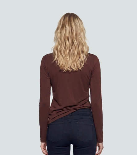 Blusa Manga Larga Acetato Con Broche Decorativo Unicolor DerekCF