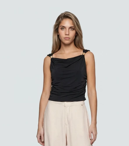 Blusa Drapeada Con Detalles En Los Hombros Unicolor DerekNG
