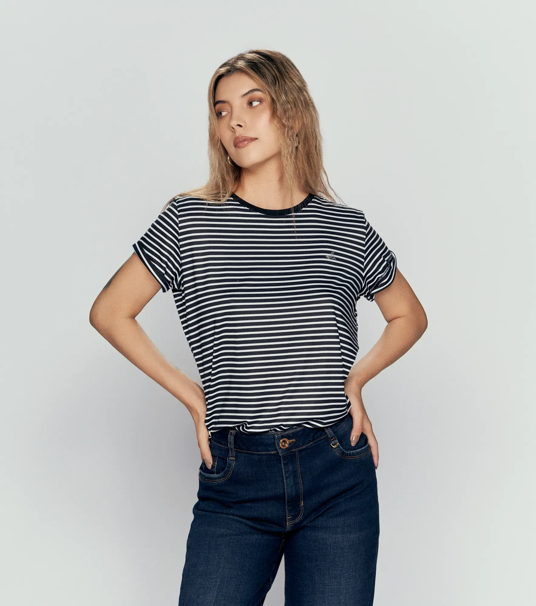 Camiseta Para Mujer Mayra DerekNG