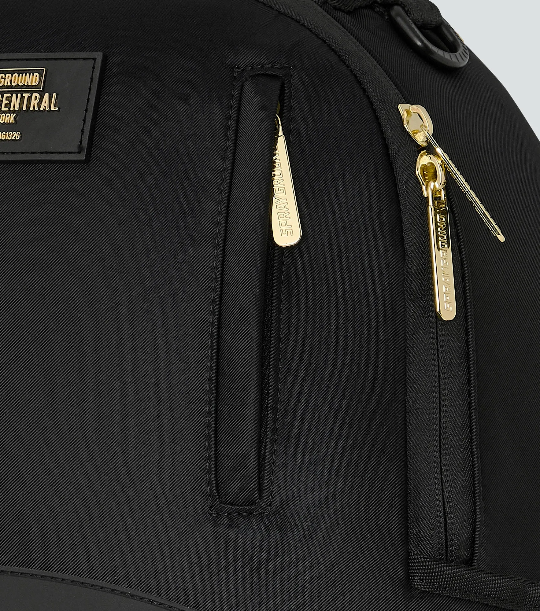 Morral Sprayground Shark Central Gold Lettering 134792 NG