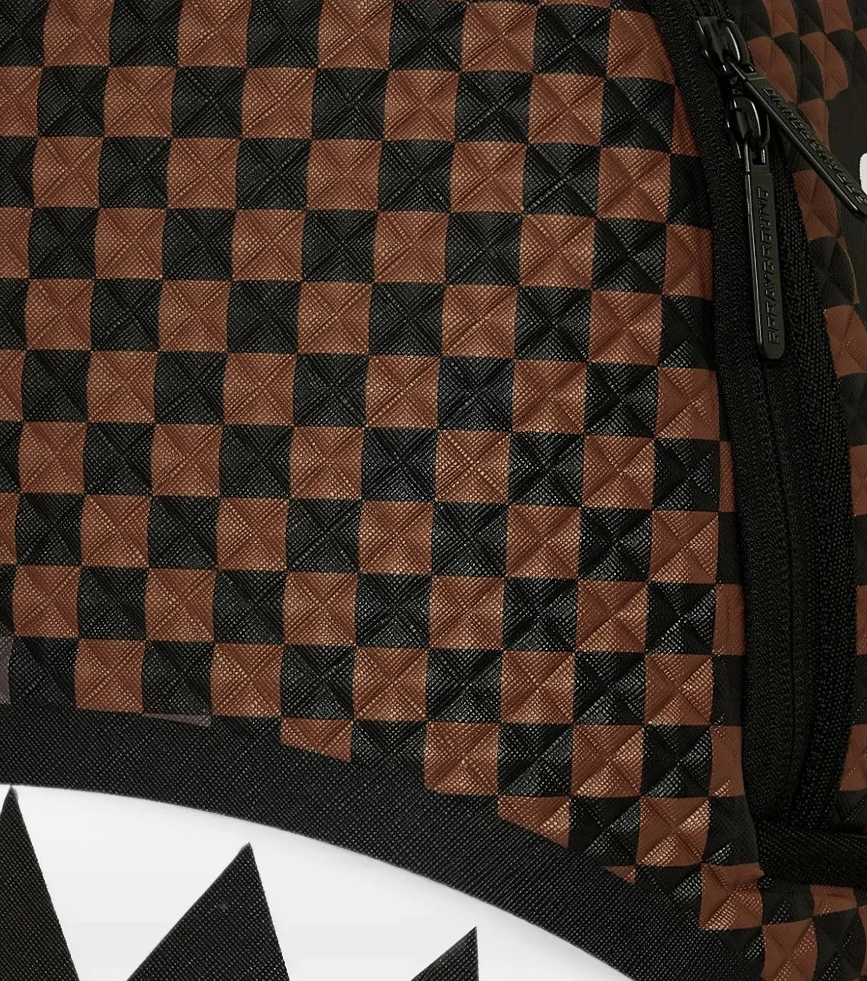 Morral Sprayground Sharks In Paris Pyramid 134794 CF