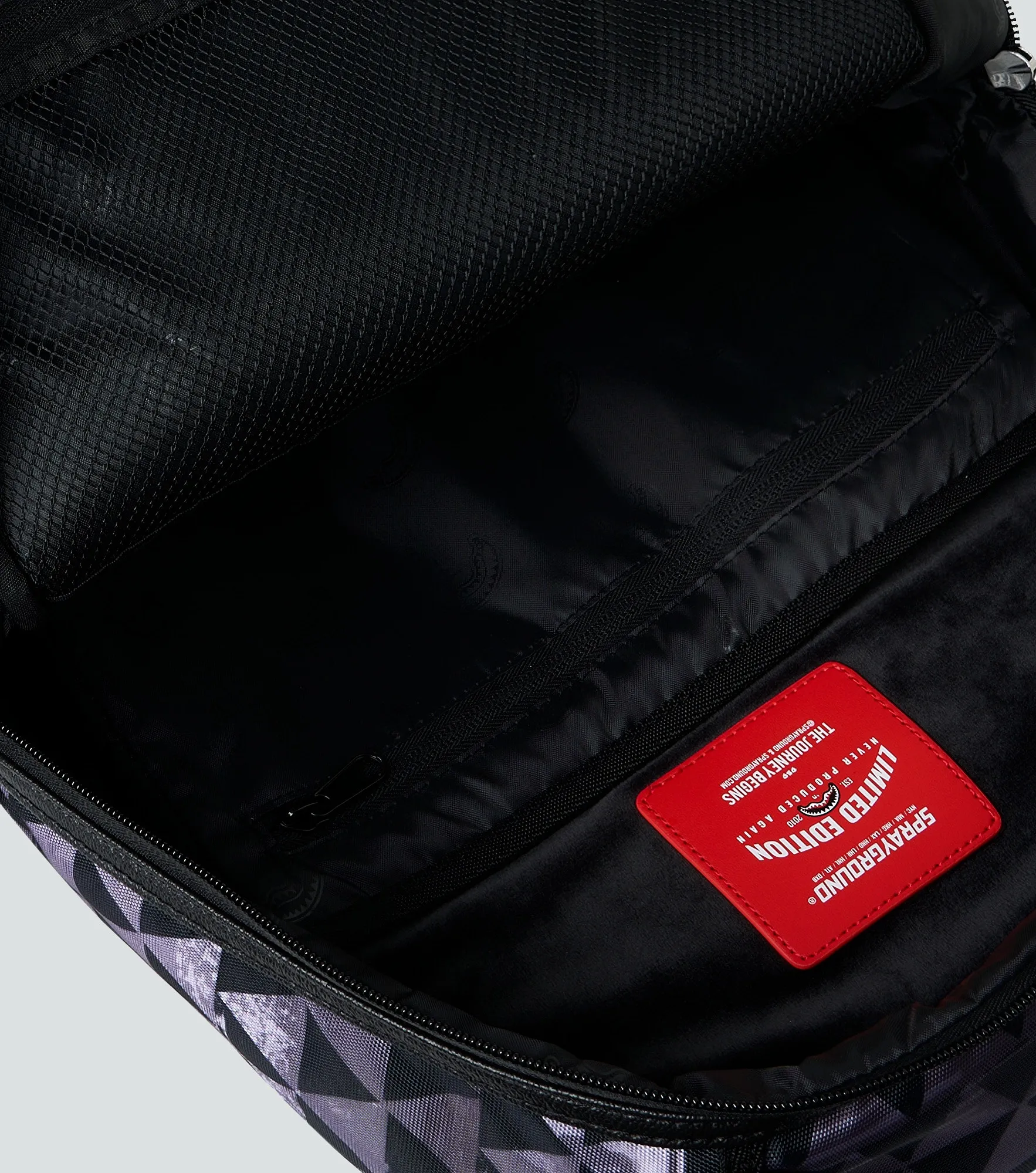 Morral Sprayground Kahuku Niho Mano 134796 NG