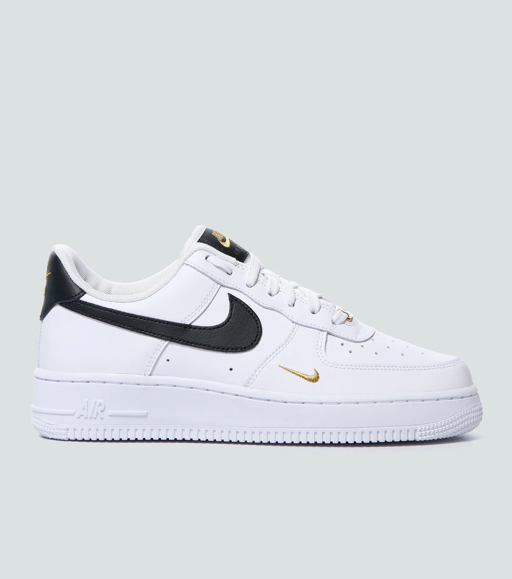 Tenis Nike W Air Force 1 07 EssBL