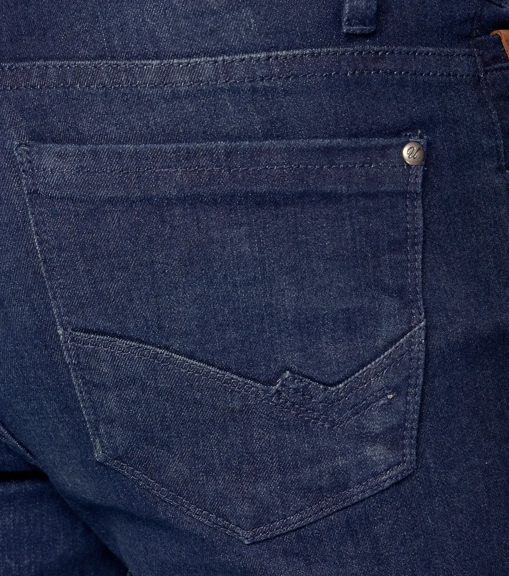 Jean Para Hombre Con Proceso Oscuro Y Bolsillos Unser 834029 AZ