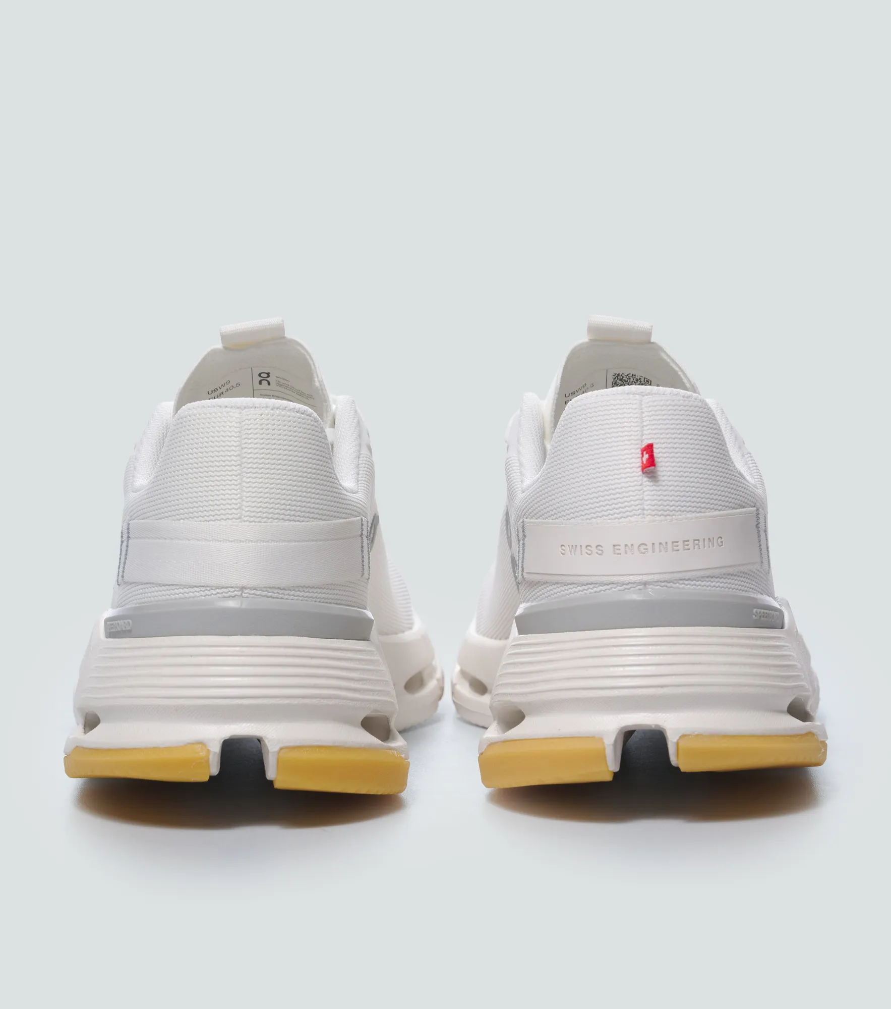 Tenis On Running Cloudnova Form 2 135183 BL