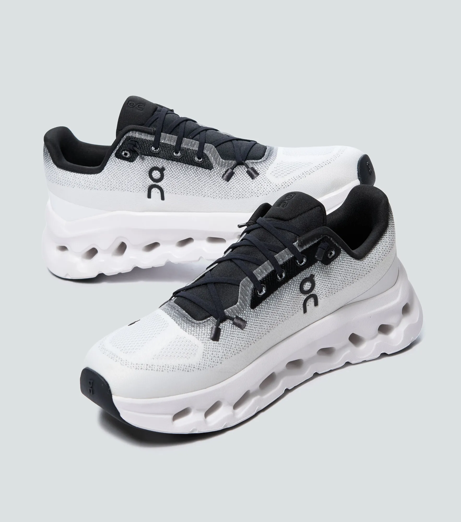 Tenis On Running Cloudtilt 135040 NG
