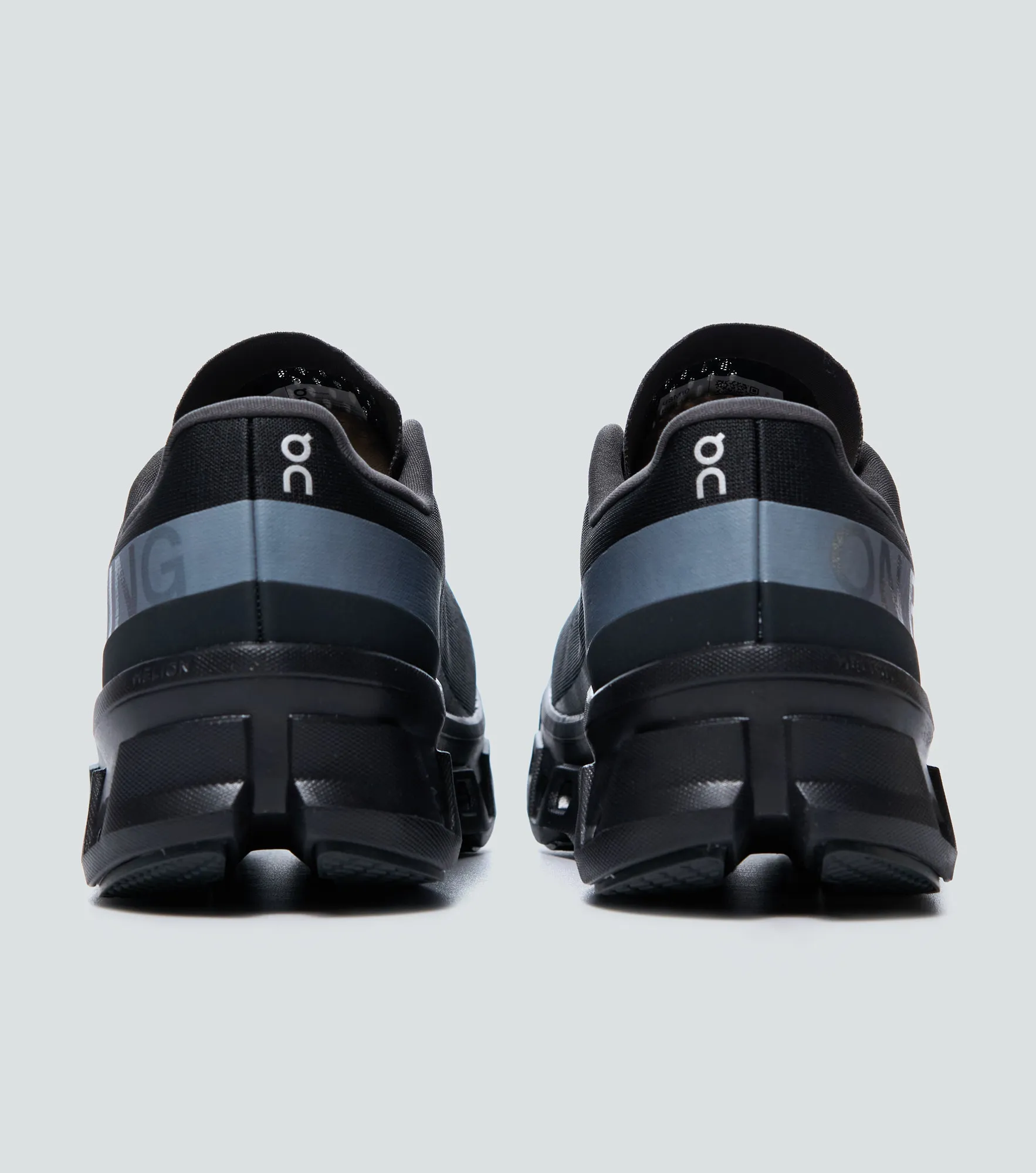 Tenis On Running Cloudmonster 1 135043 NG