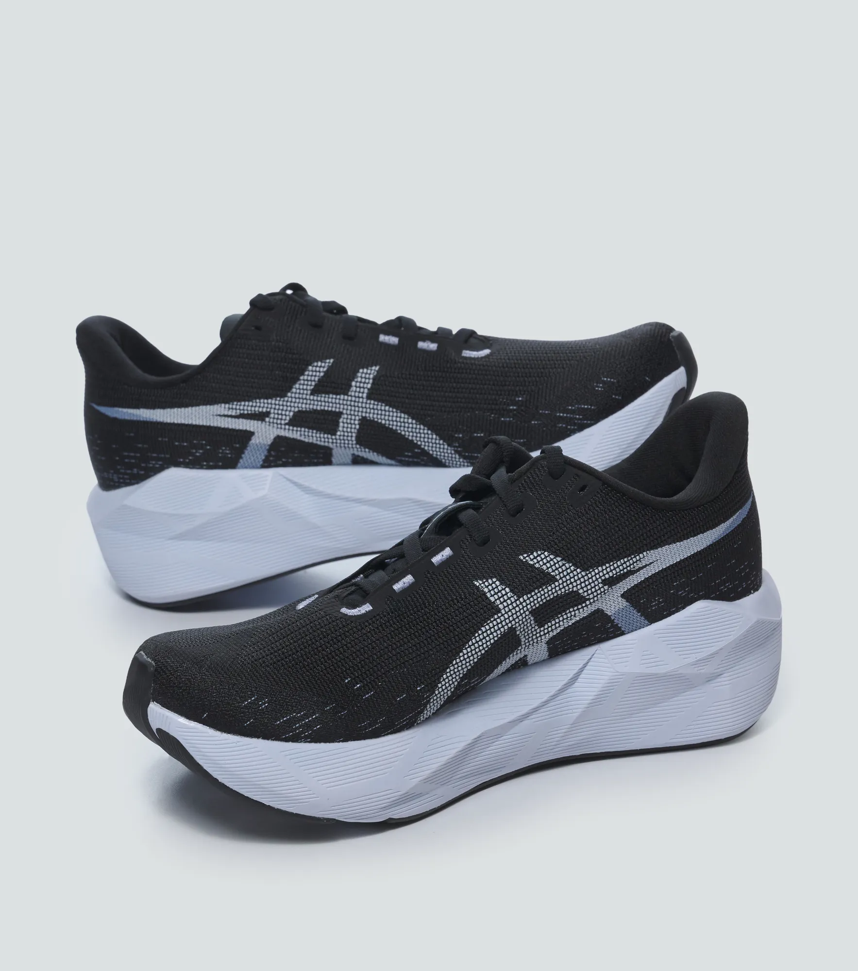 Tenis Asics Novablast 6 135146 NG