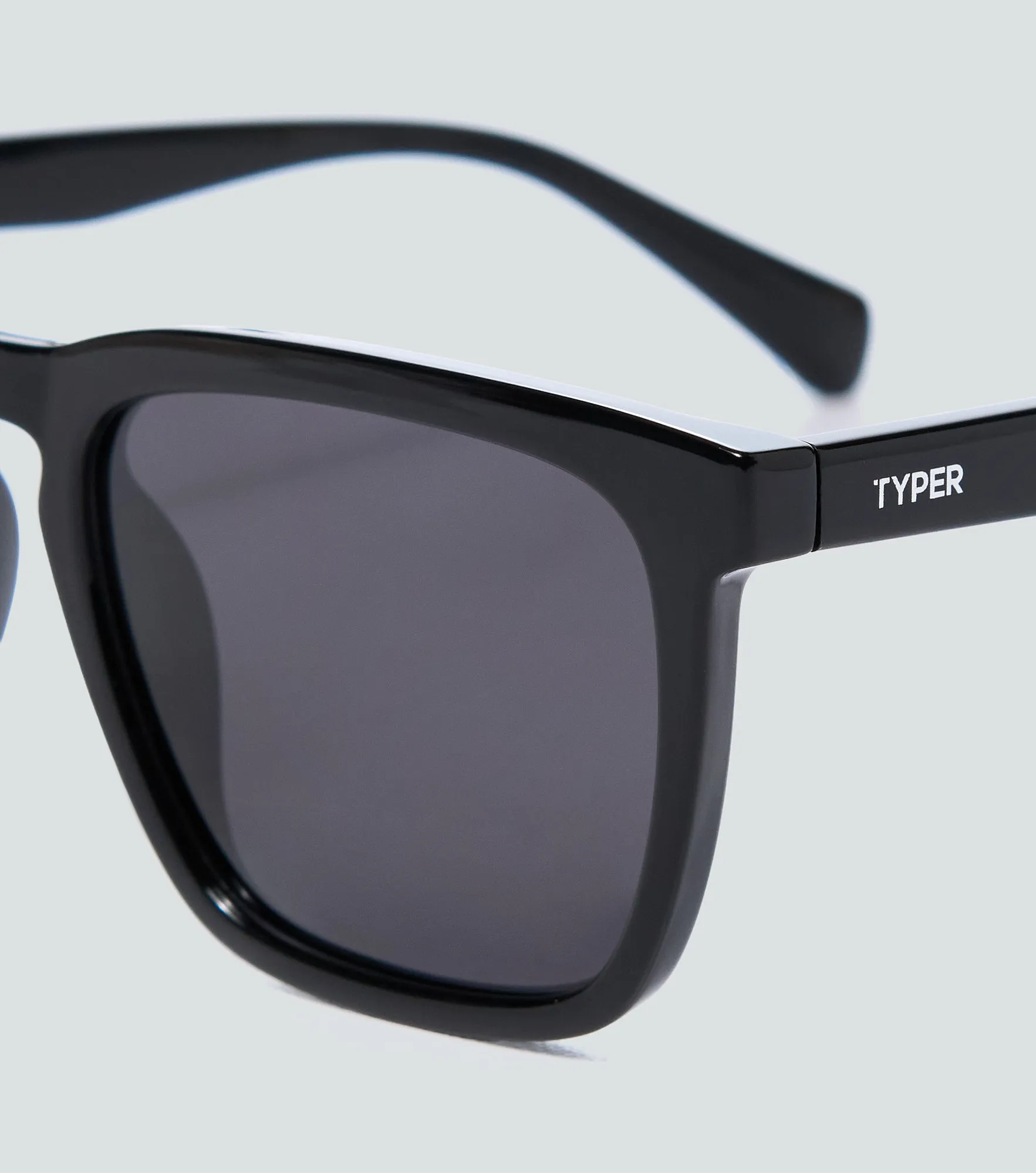 Gafas De Sol De Estilo Clasico Unicolor Con Estuche Typer 838475 NG