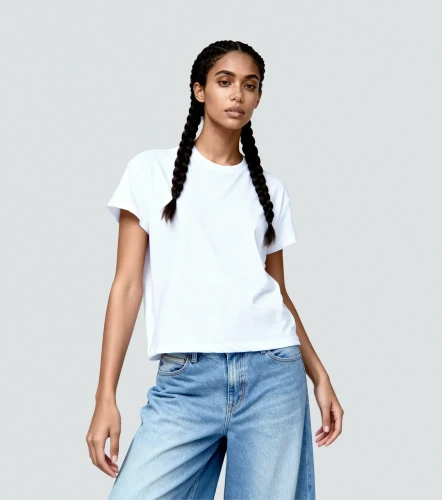 Akira T Shirt Regular Femenina GroggyBL
