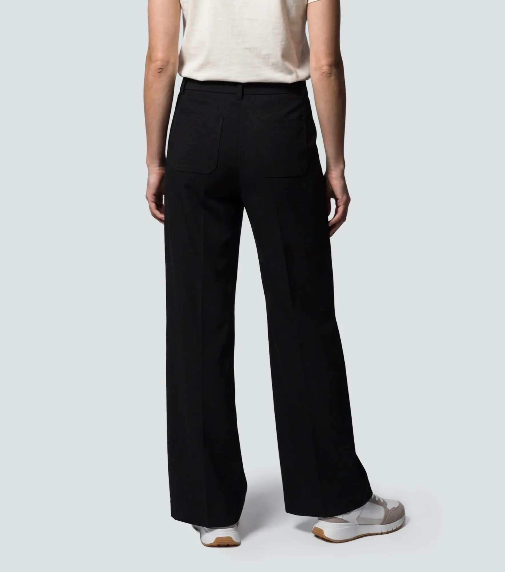 Antonella Pantalon Unicolor Con Detalles Unser 836550 NG