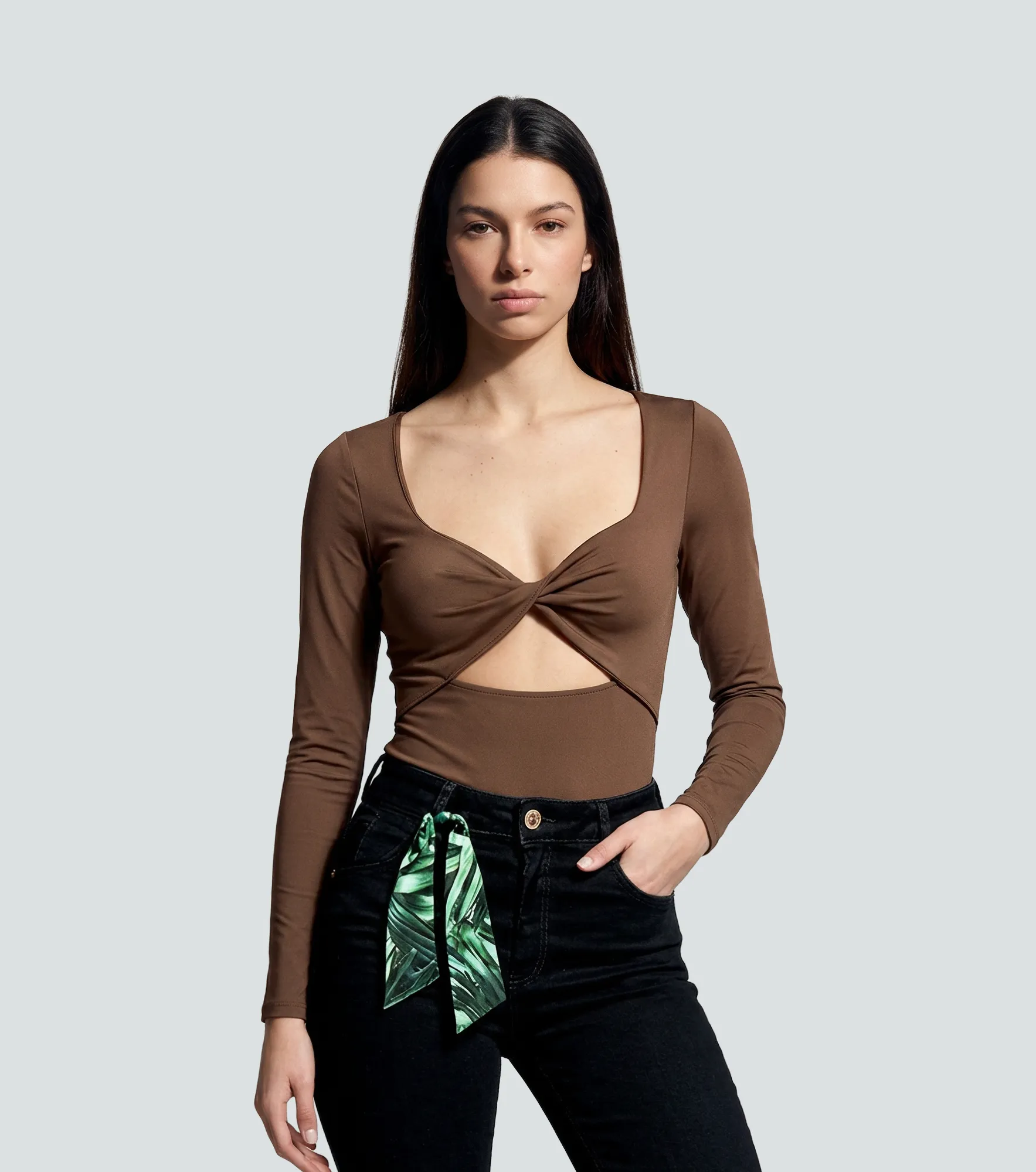 Regina Body Con Abertura En Delantero Derek LovelyCF