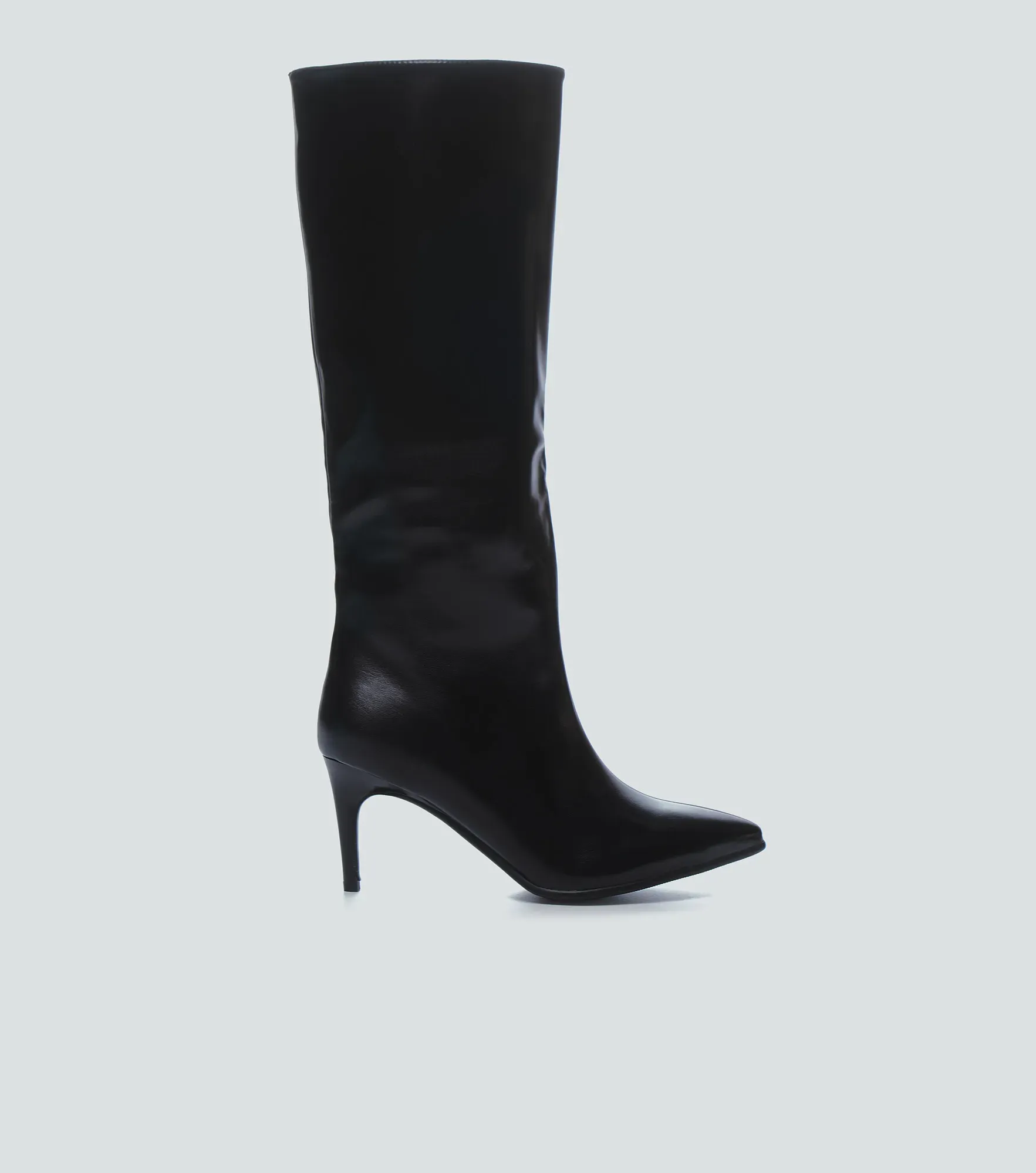 Bota Cana Alta Unicolor Con Tacon DerekNG